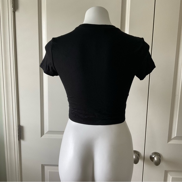 Shein C'EST LA VIE Paris Black Cropped T-shirt - Picture 6 of 7